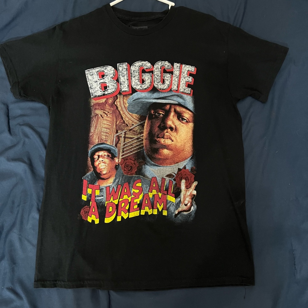 Black graphic tee